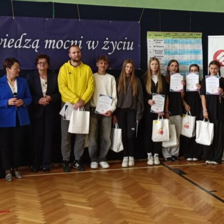 “Silni wiedzą mocni w życiu”
