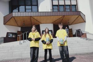 555f839c-7acd-45d0-8610-a5201297b972